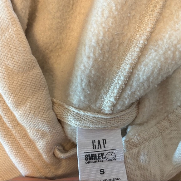 sweatshirt hoodie size small has stains - Picture 7 of 7